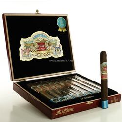 Подарочный набор La Historia By E.P. Carrillo E-III (в коробке 10 штук). Maduro 6(3/4)*54 Toro. Рейтинг 95. №2 2014года (№2446)
